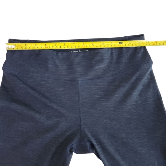 Nanette Lepore Navy Heathered Cropped Leggings – Size L – Excellent Condition - Picture 13 of 14